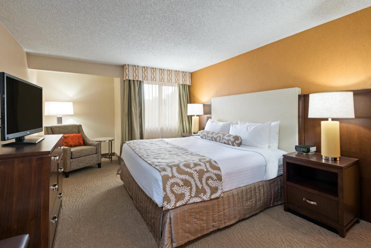 Crowne Plaza Dallas Near Galleria-Addison Exterior photo